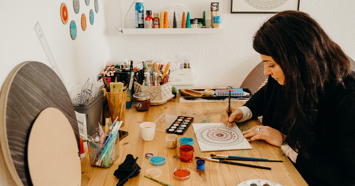 Pintar mandalas, una terapia con múltiples beneficios
