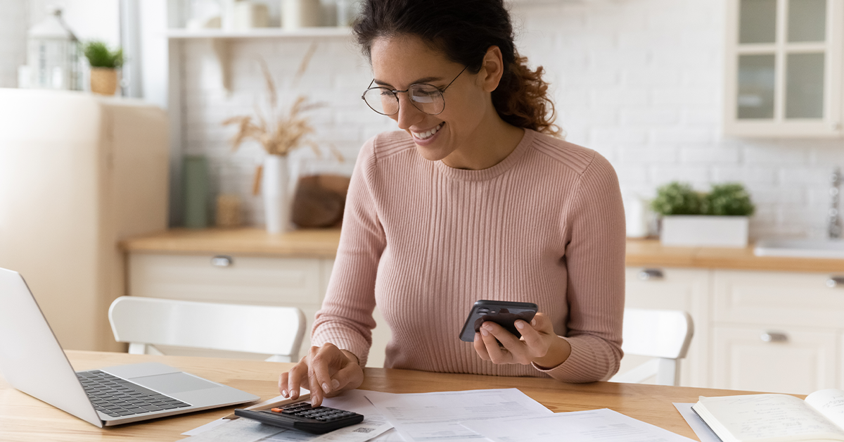 Cómo manejar las finanzas viviendo solo