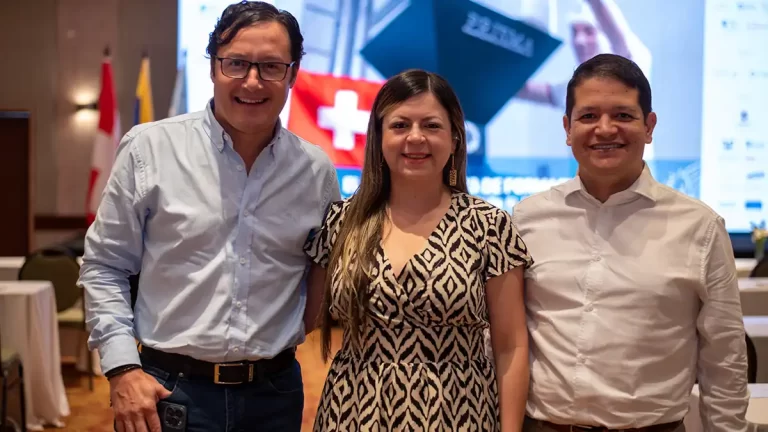 Valle del Cauca, primer departamento en certificar a estudiantes en procesos formativos duales inspirados en el modelo suizo